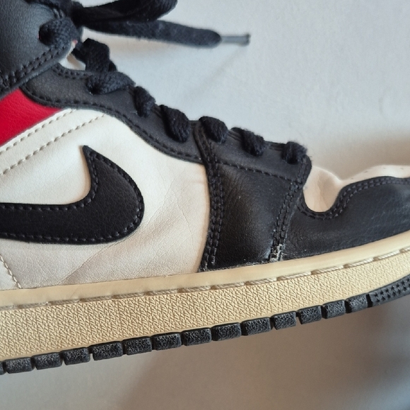 Pre-owned NIKE AirJordans Womens Athletic Tennis Shoes - Picture 15 of 15